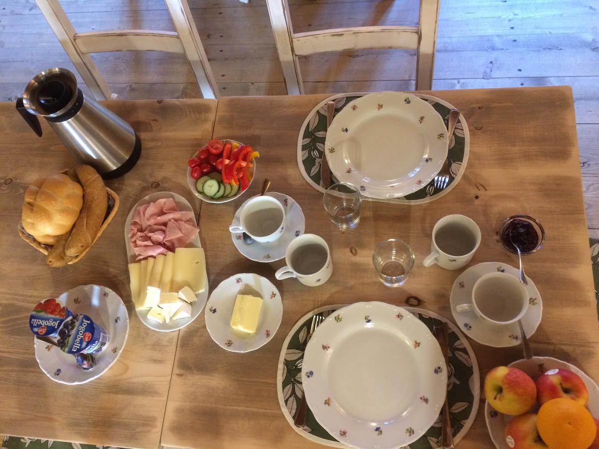 カプリツェ Kap Cafe Bed & Breakfast エクステリア 写真