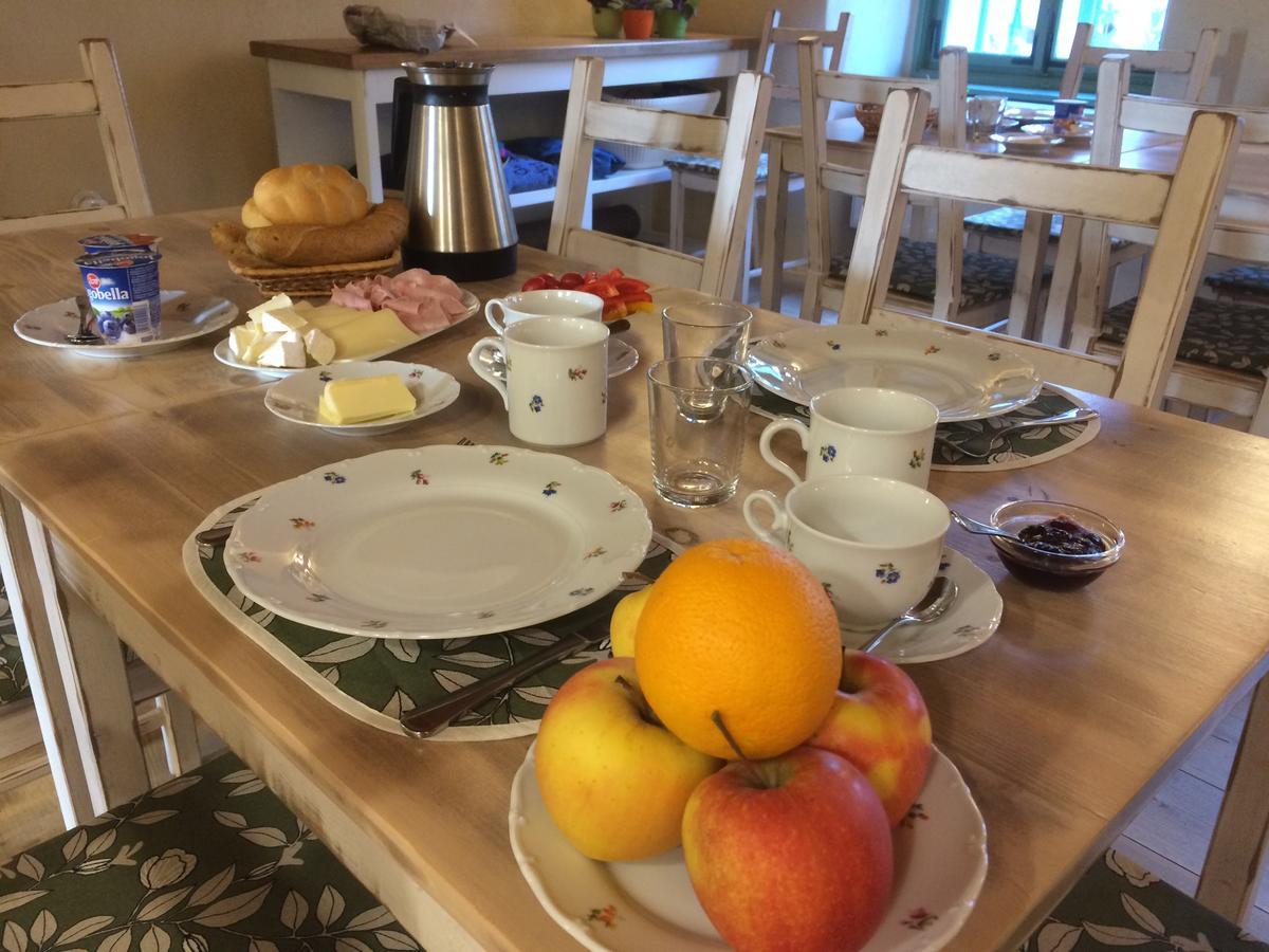 カプリツェ Kap Cafe Bed & Breakfast エクステリア 写真